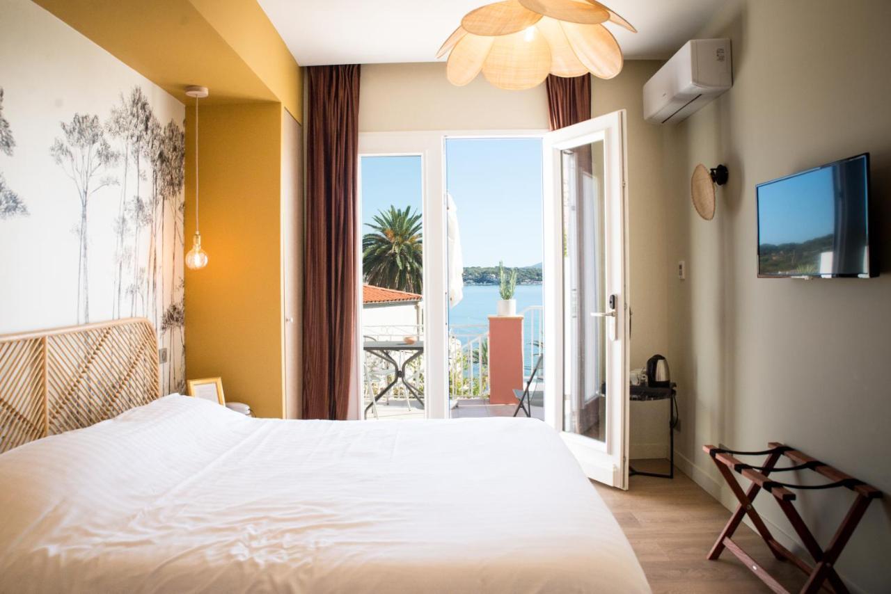 Les Galets Hotel Et B&B Bandol Eksteriør bilde