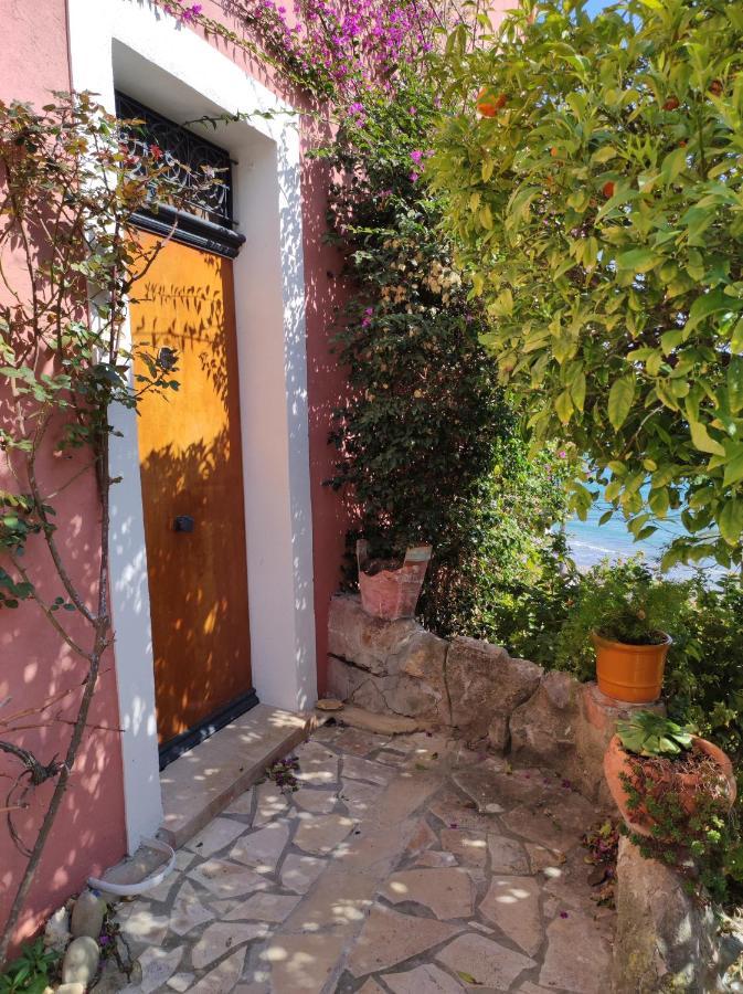 Les Galets Hotel Et B&B Bandol Eksteriør bilde